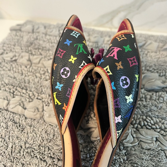 Louis Vuitton Black Multicolor Leather heels. - Picture 4 of 7